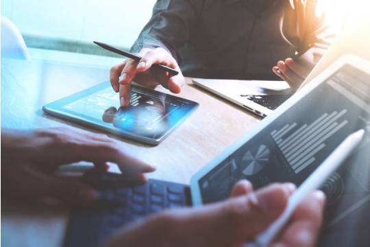 أفضل خدمة تطوير لقوة المبيعات